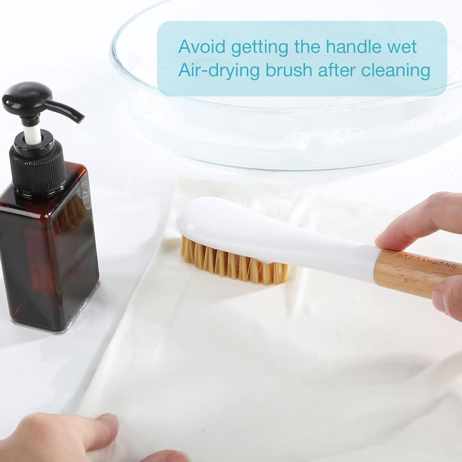 OSCIOSS Wood Laundry Brush with Long Handle and Soft Bristles